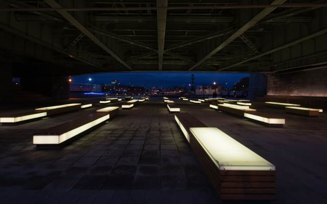 04-Krymskaya-embankment-by-Wowhaus